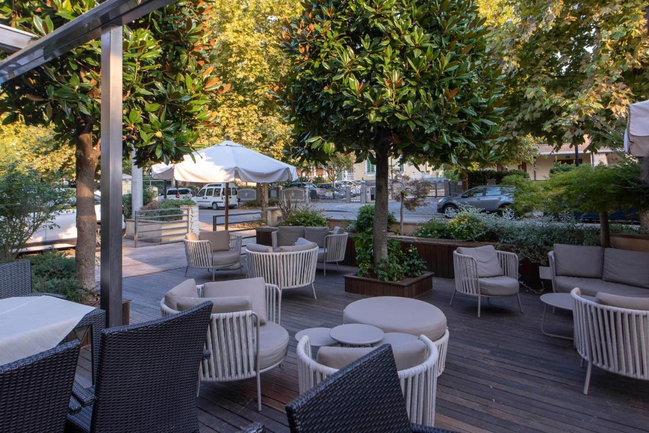 Hotel Rosenblatt Cervia Eksteriør billede